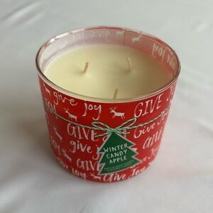 NWT B&BW “Winter Candy Apple” 3-wick candle